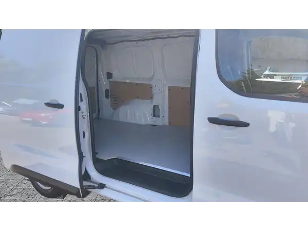 OPEL VIVARO (6/13)