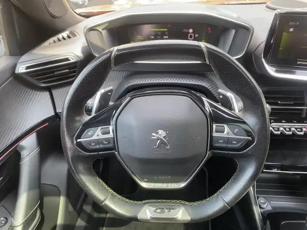 PEUGEOT 2008 (9/15)