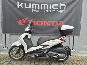 PIAGGIO BEVERLY (1/7)