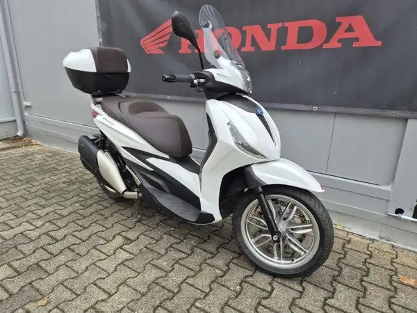 PIAGGIO BEVERLY (6/7)