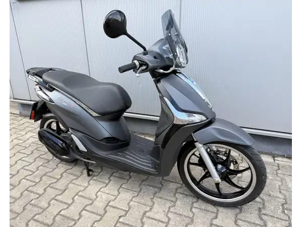 PIAGGIO LIBERTY (5/8)