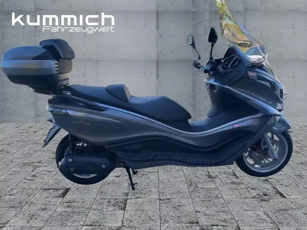 PIAGGIO X10 (6/12)