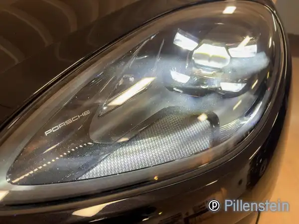 PORSCHE MACAN (15/16)