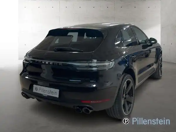 PORSCHE MACAN (4/16)