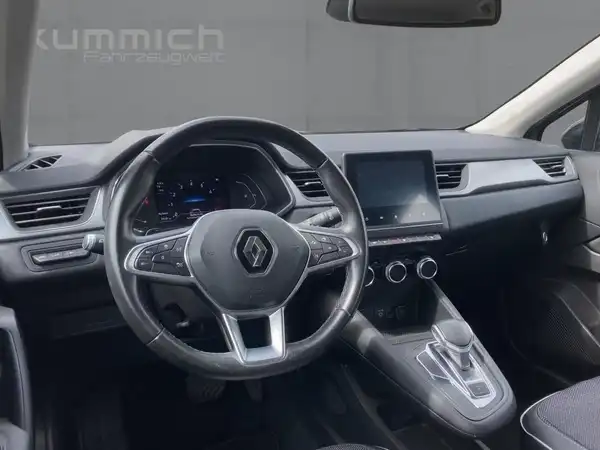 RENAULT CAPTUR (8/15)