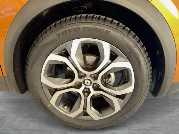 RENAULT CAPTUR (9/21)