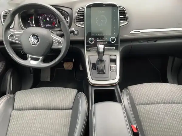 RENAULT SCENIC (8/15)