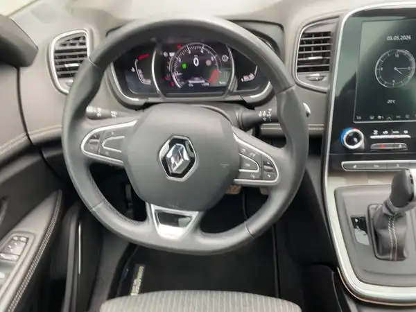 RENAULT SCENIC (9/15)