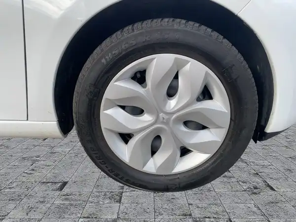 RENAULT ZOE (6/13)