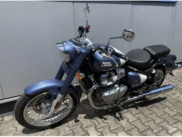 ROYAL ENFIELD CLASSIC 650 (2/7)
