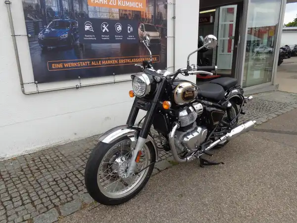 ROYAL ENFIELD CLASSIC 650 (2/7)