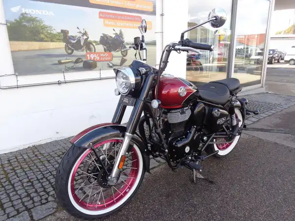 ROYAL ENFIELD CLASSIC 350 (2/7)