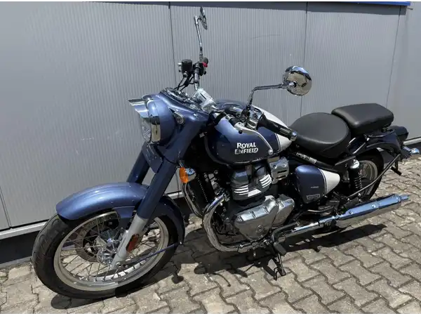 ROYAL ENFIELD CLASSIC 650 (2/7)
