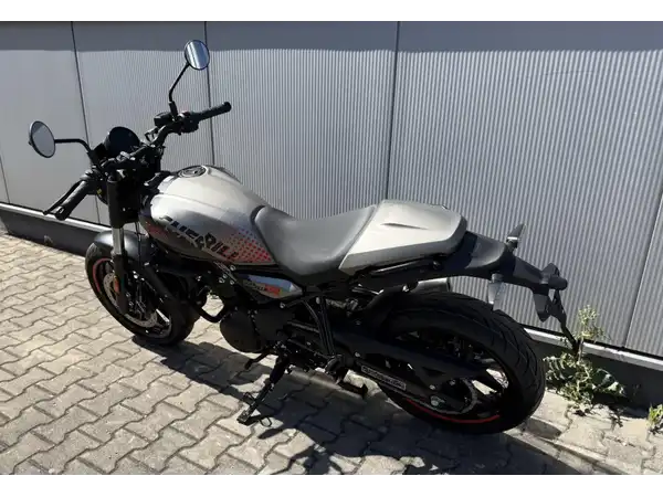 ROYAL ENFIELD GUERILLA 450 (3/7)