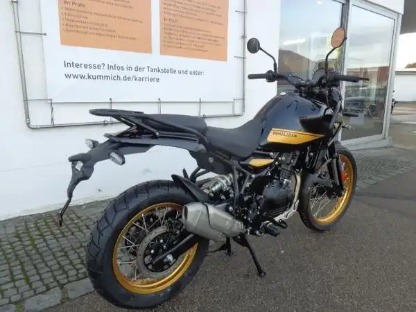 ROYAL ENFIELD HIMALAYAN 450 (5/8)