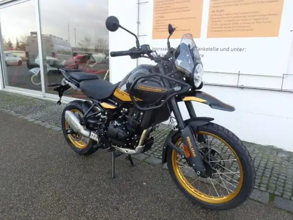 ROYAL ENFIELD HIMALAYAN 450 (6/8)