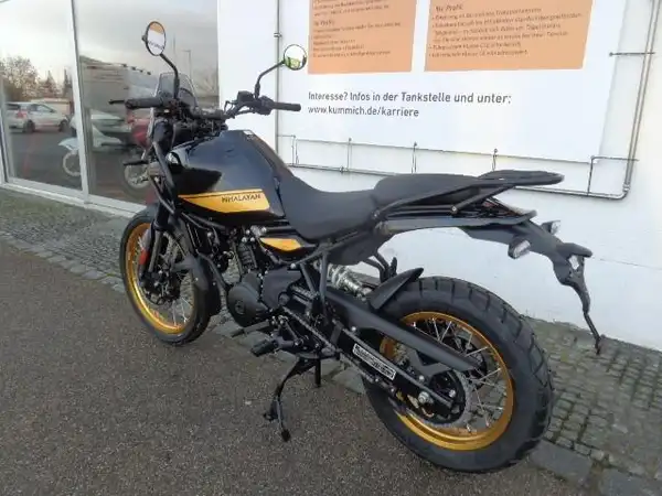 ROYAL ENFIELD HIMALAYAN 450 (3/8)