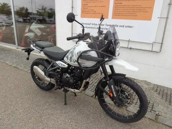 ROYAL ENFIELD HIMALAYAN 450 (6/8)