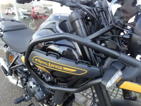 ROYAL ENFIELD HIMALAYAN 450 (7/8)