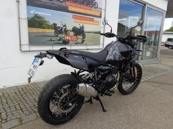 ROYAL ENFIELD HIMALAYAN 450 (5/7)