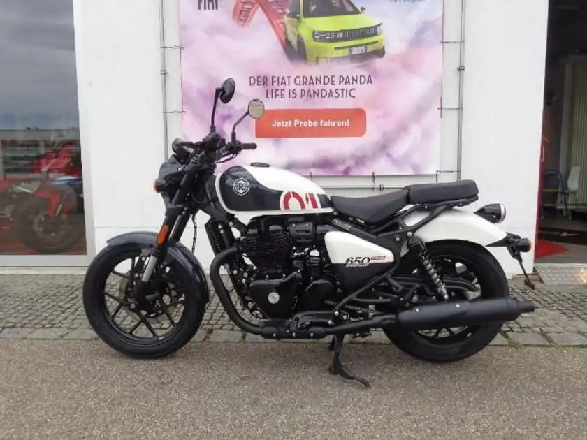 ROYAL ENFIELD SHOTGUN 650 (1/7)