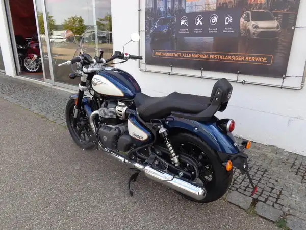 ROYAL ENFIELD SUPER METEOR 650 (3/7)