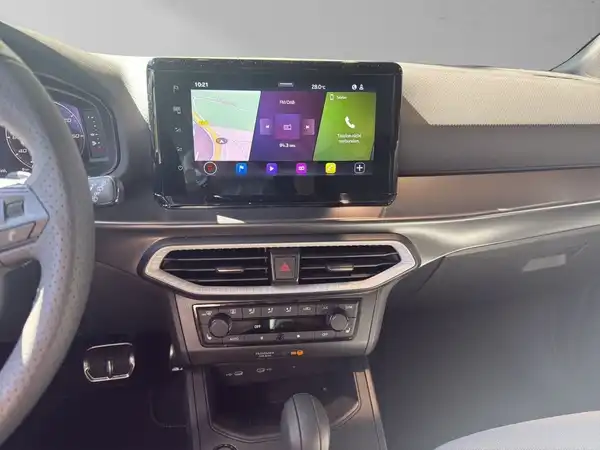 SEAT ARONA (15/18)