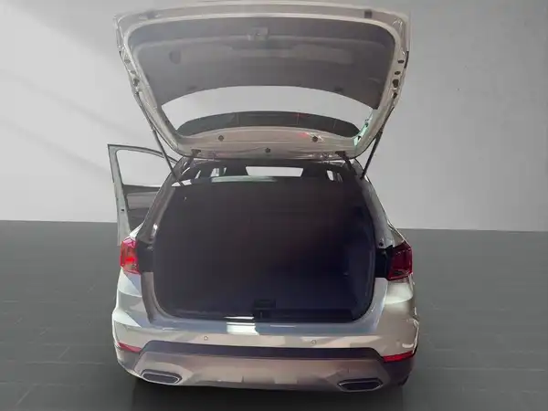 SEAT ARONA (17/18)