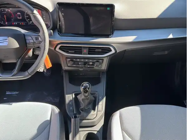 SEAT ARONA (14/16)