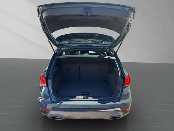 SEAT ARONA (15/16)