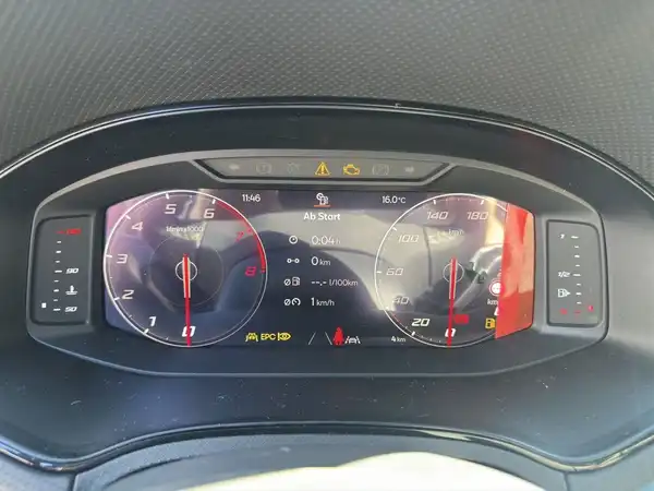 SEAT ARONA (10/16)