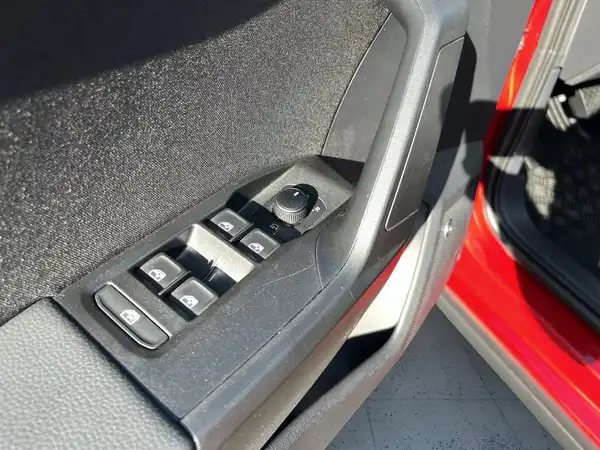 SEAT ARONA (16/21)
