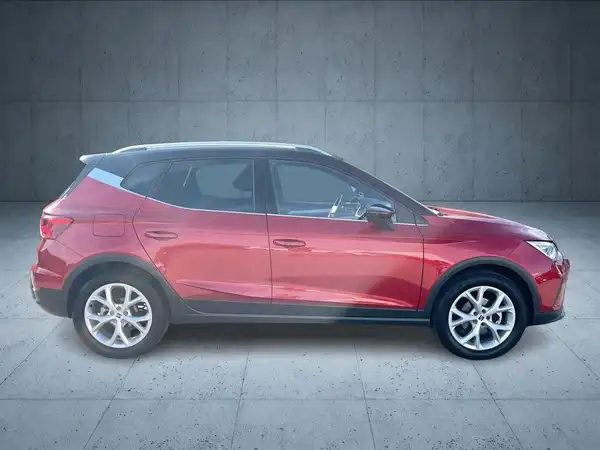 SEAT ARONA (6/21)