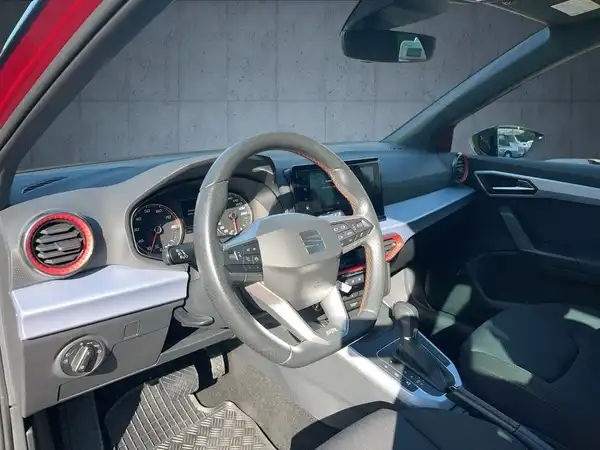 SEAT ARONA (9/21)