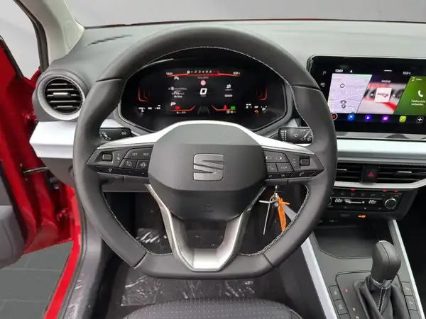 SEAT ARONA (10/17)