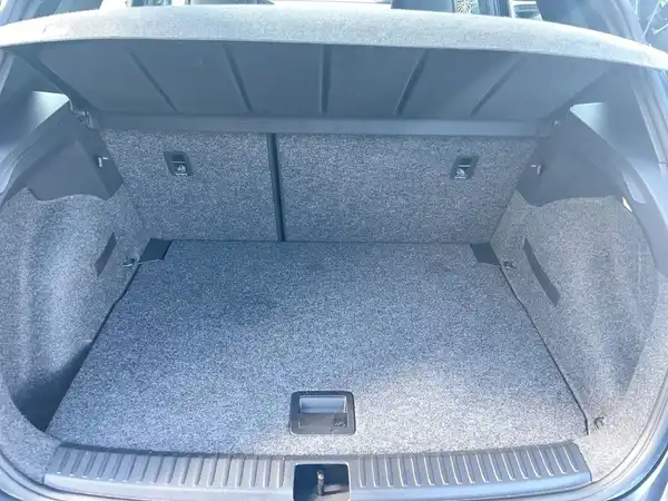 SEAT ARONA (13/17)