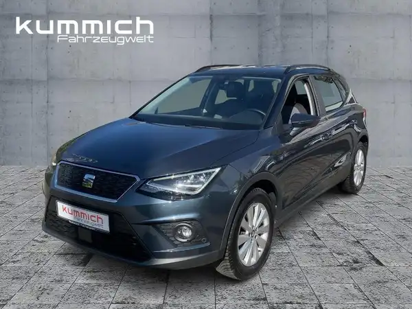 SEAT ARONA (1/15)