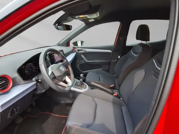 SEAT ARONA (11/18)