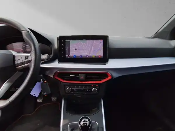 SEAT ARONA (14/18)