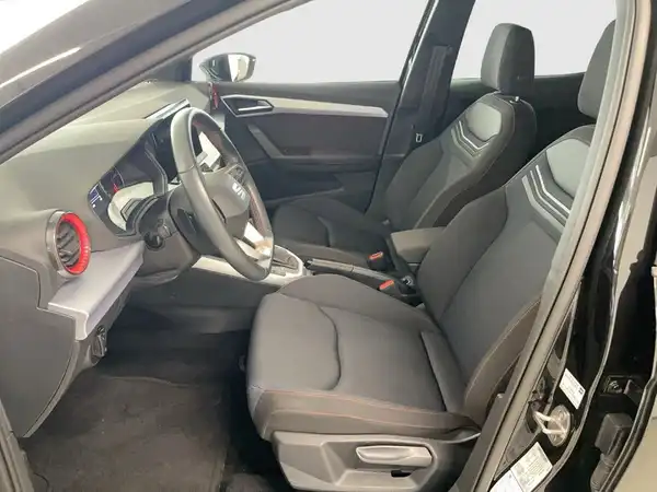 SEAT ARONA (9/20)