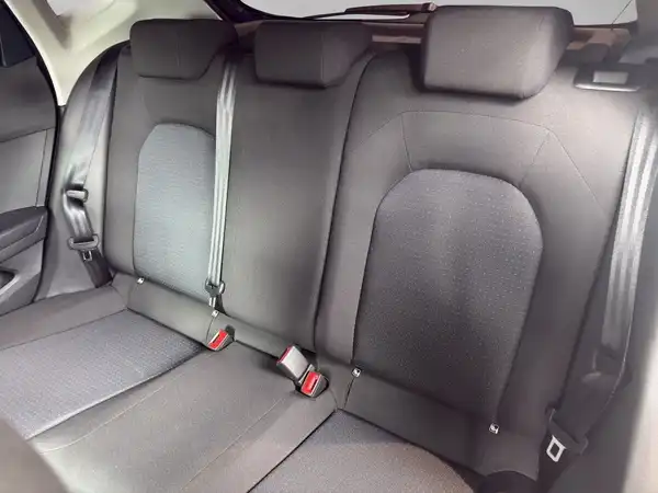SEAT IBIZA (13/19)