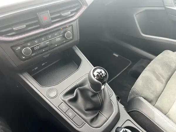 SEAT IBIZA (17/18)