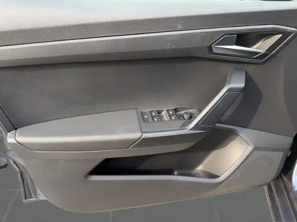 SEAT IBIZA (8/17)