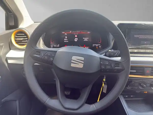 SEAT IBIZA (9/18)