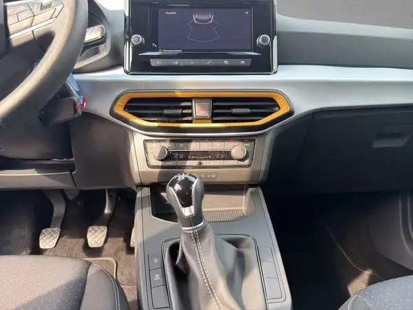SEAT IBIZA (15/17)
