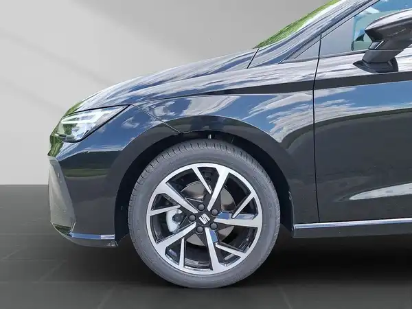 SEAT IBIZA (18/18)