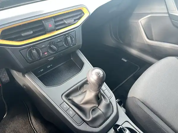 SEAT IBIZA (16/17)
