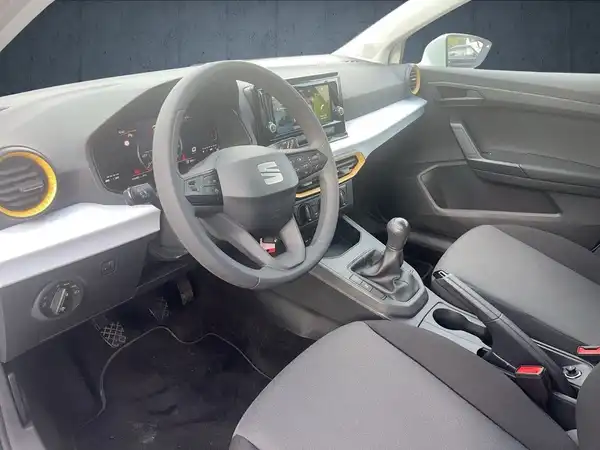 SEAT IBIZA (9/17)