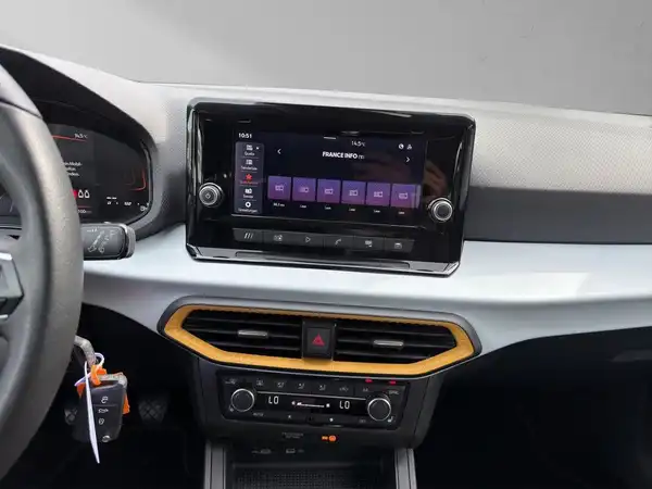 SEAT IBIZA (14/17)