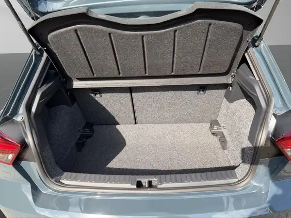SEAT IBIZA (18/26)